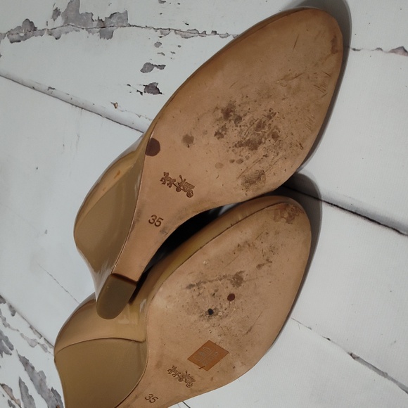 Coach Roni wedge patent leather heels pumps nude tan size 35 - Picture 6 of 6